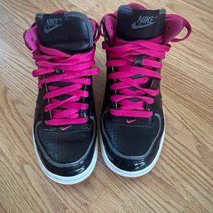 Nike Air Prestige high tops Womens size 8 patent leather